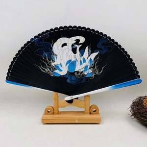 Abanico Plegable de Bambú de Alta Calidad para Halloween, Producto Artesanal de Bambú - Product Image 5