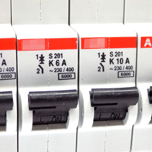 Interruptor Automático Miniatura S201-K6 1P 6A Curva K MCB Protección de Alta <span class=keywords><strong>Corriente</strong></span> de Arranque para Motores y Transformadores - Product Image 4