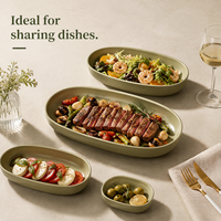 Antiek groene ecovriendelijke melamine grote ovale serveerschaal, breed en diep, geschikt voor delen, salade, groenten, feestjes en buffetten