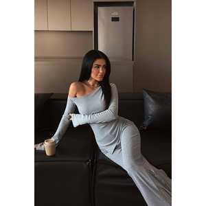 Mono y Traje de una Pieza Kendrick Gris para Mujer, Elegante y Cómodo - Product Image 2