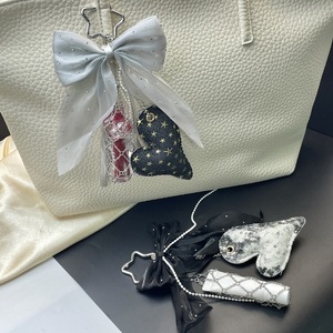 Colgante de lazo brillante 'Cowboy Love' de acero inoxidable, llavero para bolso de malla <span class=keywords><strong>con</strong></span> diseño de lápiz labial, decoración para mochila - Product Image 4