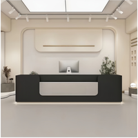 Comptoir de réception au design moderne minimaliste, peinture haute brillance, comptoir de caisse, comptoir de salon de beauté, comptoir de salon de coiffure, comptoir de restaurant