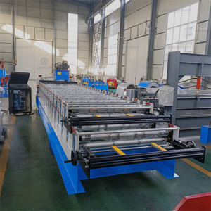 Macchina ad Alta Velocità per la Produzione di Tegole Metalliche a Doppio Strato per il Mercato Peruviano con Taglio Idraulico Automatico e PLC - Product Image 3