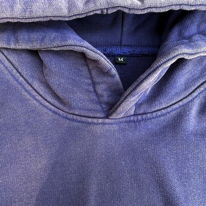 Hoodie <span class=keywords><strong>personnalisé</strong></span> en tissu surdimensionné, coupe ample et carrée, en coton bouclette délavé <span class=keywords><strong>à</strong></span> l'acide, avec impression en relief épaisse - Product Image 4