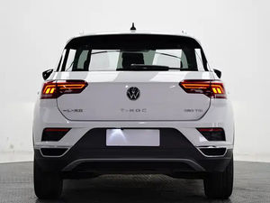 VW <span class=keywords><strong>T</strong></span>-<span class=keywords><strong>ROC</strong></span> SUV <span class=keywords><strong>2022</strong></span> Deportivo y Compacto de Alta Gama con AEB y ACC, Perfecto para Conducir en la Ciudad - Product Image 4