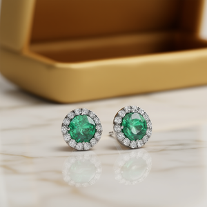 Pendientes de tuerca con gema verde E1109 y engaste de halo de diamantes, joyería fina clásica para mujer - Product Image 2