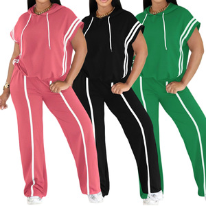 Ensemble de survêtement sportif rayé 2026 <span class=keywords><strong>pour</strong></span> <span class=keywords><strong>femme</strong></span> : haut à capuche à manches courtes et pantalon large - Product Image 1