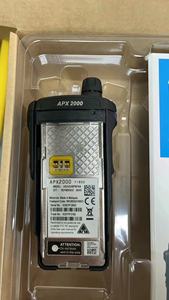 双向数字无线电对讲机 摩托罗拉对讲机 远距离手持式双向无线电 DMR 2路对讲机 UHF VHF APX2000 - Product Image 3