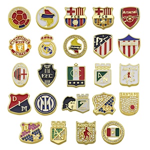 Colgante <span class=keywords><strong>de</strong></span> escudo <span class=keywords><strong>de</strong></span> circonita chapado en oro <span class=keywords><strong>de</strong></span> 18 quilates con amuleto <span class=keywords><strong>de</strong></span> esmalte del escudo del Club <span class=keywords><strong>de</strong></span> Fútbol HP277 para pulsera, collar, fabricación <span class=keywords><strong>de</strong></span> joyas al por mayor - Product Image 2