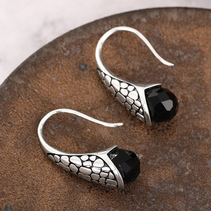 Orecchini pendenti vintage da donna in stile orientale, accessori per l'uso quotidiano - Product Image 5
