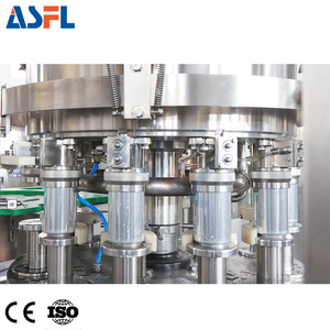 Vendita calda macchina riempitrice di linea di produzione per bevande gassate in alluminio su piccola scala - Product Image 6