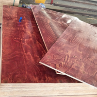 Precio de Fábrica al por Mayor, Tablero Fenólico para Encofrado de Construcción de 1220x2440mm y 18mm, Contrachapado Marino con Revestimiento de Película Negra
