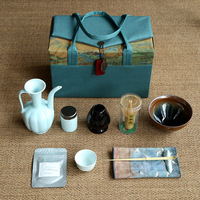 Ensemble complet de fouet à thé en céramique de la dynastie Song, comprenant un fouet à thé, de la poudre de matcha et une tasse Jian en poils de lapin, pour l'art du thé de style Song