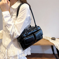 Sac fourre-tout moyen en PU rétro personnalisable, grande capacité, fermeture éclair sous le bras, design de niche pour femmes, meilleures ventes 2025