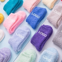 Chaussettes floues de chaleur pour femmes chaussettes confortables de sommeil anti-dérapantes hiver doux hôpital moelleux poignées pantoufle chaussettes cadeaux