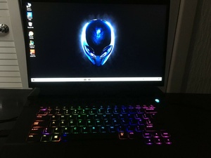 Portátil para juegos Alien Ware 17 R4 GTX 1070 Core, con descuento y a estrenar, de 256GB + 1TB y 16GB de RAM - Product Image 2