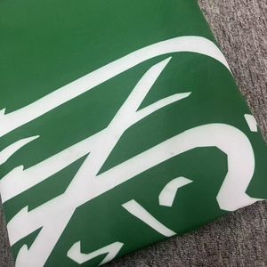 Compre banderas de Qatar Lujosas y duraderas Bandera de 3x5 pies Bandera NACIONAL DE Qatar Ondeando en el aire en Doha 160g Tela de poliéster tejida - Product Image 4