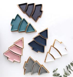 <span class=keywords><strong>Assiette</strong></span> en bois en <span class=keywords><strong>forme</strong></span> d'arbre de Noël Plateau de service décoratif en bois pour fruits et fruits pour la décoration intérieure - Product Image 3