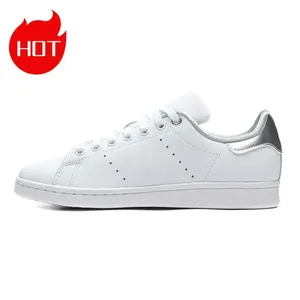 Chaussures de course classiques Superstars 2025 pour hommes et femmes, baskets noires, blanches, rouges, argentées, vertes, roses, bleu marine, chaussures de sport - Product Image 3