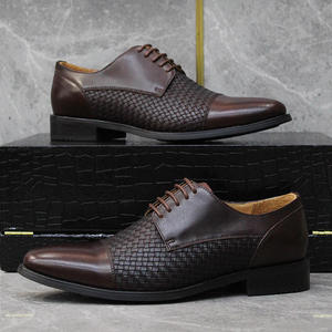 รองเท้าหนังผู้ชายสไตล์อิตาลีสุดคลาสสิกสำหรับงานเลี้ยงและธุรกิจ สีดำ  แบบลำลองและเป็นทางการ - Product Image 4