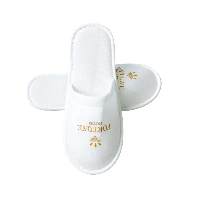 Lote luxuoso de chinelos brancos macios comodidades descartáveis Spa para hotéis impressão do logotipo personalizável