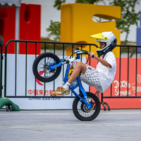 Nouveau vélo de course électrique pour enfants de 16 pouces, autonomie de 25 km pour les débutants, pneus tout-terrain à crampons, fournisseur d'usine