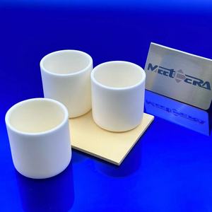 Pièces en céramique d'alumine personnalisées, résistantes aux hautes températures, tasse blanche, <span class=keywords><strong>creuset</strong></span> en céramique d'alumine à 99% - Product Image 3