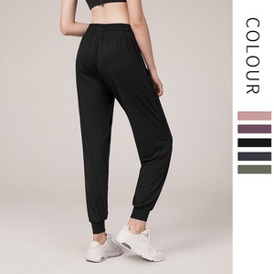 Pantalones deportivos de algodón elásticos de secado rápido con cintura elástica y corte de bota, holgados y adelgazantes, para mujer, con bolsillos, ideales para correr y fitness, de Ningbo <span class=keywords><strong>Dashu</strong></span>. - Product Image 4
