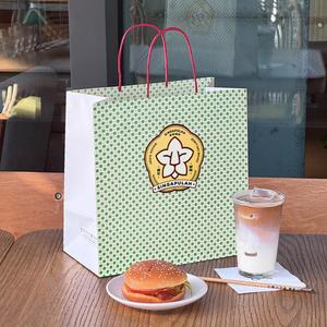 Bolsas de Embalaje de Alimentos Kraft Reciclables Ecológicas con Logotipo Impreso Personalizado para Entrega a Domicilio en Restaurantes de Singapur - Product Image 1