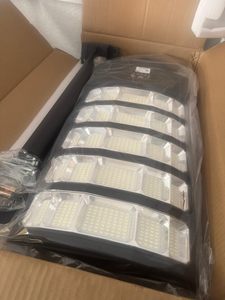 Lampadaires LED solaires extérieurs de 600W <span class=keywords><strong>avec</strong></span> <span class=keywords><strong>télécommande</strong></span> étanche 6000K ABS pour lampe de route de maison de cour de jardin IP66 - Product Image 2