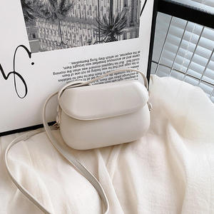 Sac à bandoulière rétro minimaliste en PU pour femme, sac multifonctionnel pour femme, sac à main uni pour femme - Product Image 4