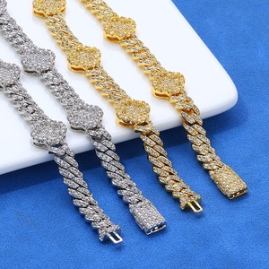 Mặt dây chuyền Hip Hop Fealux Ice Out mạ bạc 925, thiết kế tùy chỉnh, đá Moissanite VVS D, kiểu dây xích, mặt dây chuyền hình cỏ bốn lá, dây chuyền kiểu Cuban dành cho nam - Product Image 4