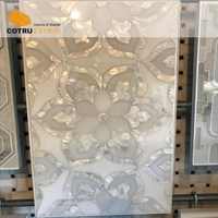 Mosaïque de carreaux en marbre grec naturel poli CTS Thassos White Stone, motif étoile, mélange de nacre, découpe jet d'eau