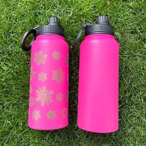 1 bouteille d'eau en acier inoxydable de 32 oz, plaquée cuivre rose, avec logo personnalisé et anneaux magnétiques pour gravure laser - Product Image 3