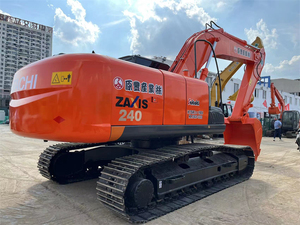 Excavadora Hitachi ZX240 Usada de 24 Toneladas, Resistente al Desgaste, para Tareas Pesadas de Mantenimiento de Canales de Riego Agrícola - Product Image 6