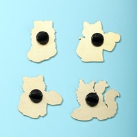 Broche de esmalte de gato bebedor de vino, divertidos pines de solapa de gato bebedor