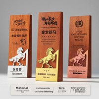 Nouveau Trophée Créatif en Bois Massif et Cristal Artificiel, Gravé au Laser, Durable et Personnalisé, pour Compétitions et Réunions Annuelles (Année du Cheval)