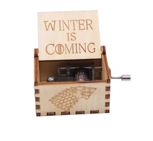 Caja de música de madera de haya al por mayor, adornos navideños hechos a mano para <span class=keywords><strong>el</strong></span> hogar, Canción de feliz cumpleaños, juego mecánico, logotipo grabado con láser - Product Image 3