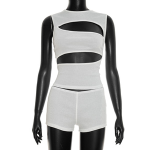 Viviblook J26ST068 Conjunto de Verano para Mujer, Top Corto sin Mangas con Cuello Redondo y Pantalones Cortos, Dos Piezas en Color Sólido - Product Image 3