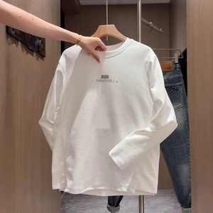 T-shirt casual da uomo a maniche lunghe personalizzabile, stampa lettere semplice e di tendenza, modello interno invisibile, collezione Primavera 2026, ordine minimo 1 pezzo - Product Image 1