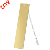 Marque-page rectangulaire personnalisable en acier doré, gravable sur une face, avec logo imprimé sur mesure, impression typographique, poli
