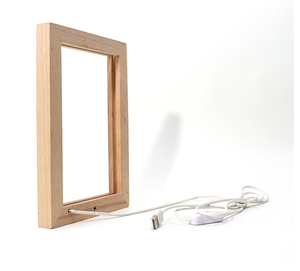 Gỗ Sồi <span class=keywords><strong>LED</strong></span> Khung Ảnh Rắn Ánh Sáng Khung Có Thể Sạc Lại Hiển Thị Rỗng Nổi Khung Sáng Tạo Acrylic Ánh Sáng Ban Đêm - Product Image 3