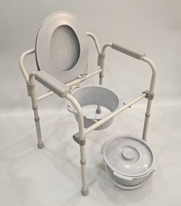 Silla plegable de acero para mesita de noche, inodoro portátil, compatible con personas que pesan hasta 350 libras - Product Image 5