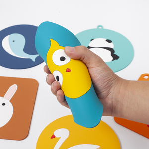 Thảm Để Bàn Chống Trượt Bảo Vệ Họa Tiết Hình Vuông Thảm Chịu Nhiệt Nồi Tấm Cách Nhiệt Silicon Thiết Thực Đơn Giản - Product Image 3