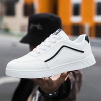 Chaussures de sport décontractées pour hommes, respirantes, en mesh, solides, blanches, populaires, chaussures de mode pour étudiants