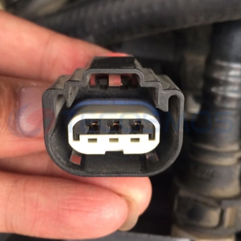 Car Connector For Buick For Chevrolet For Aveo Ignition coil Plug Lamp 9008H13 3pin CT3-0140M-2