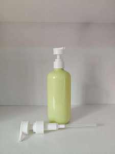 Bouteille vide en plastique PET pour soins de la peau, avec pompe à lotion ou <span class=keywords><strong>shampoing</strong></span>, recyclable, écologique, durable, brillante, colorée et lisse, en PCR. - Product Image 5