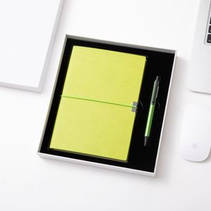 Wholesale Retro Simple Leather Notebook <b>A5</b> Softcover Journal Stationery <b>Diary</b> Elastic Band Closure Book Gift Set - Product Image 4