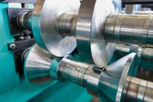 Máquina Perfiladora de Acero en Caliente, 30 M/min, para Perfiles en <span class=keywords><strong>C</strong></span> y Z, Máquina de Fabricación de Rollos de Acero, Máquina Perfiladora de Correas - Product Image 2