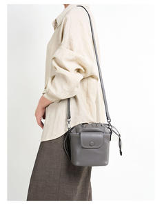 Nuevo Bolso Tipo Hobo de Cuero Genuino con Cordón, Bolso Tipo Cubo para Mujer, Versátil, Bandolera, para Uso Diario - Product Image 5